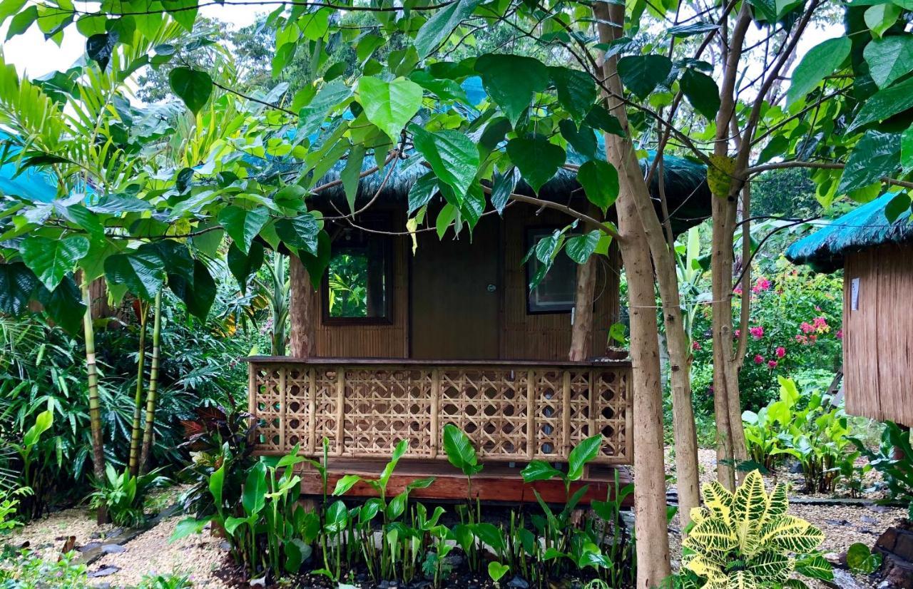 House @Bohol Garden Homes パングラオ エクステリア 写真