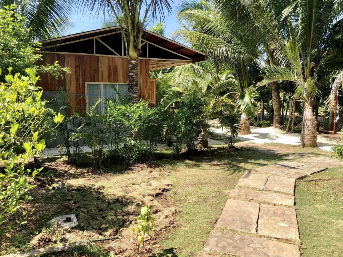 House @Bohol Garden Homes パングラオ エクステリア 写真