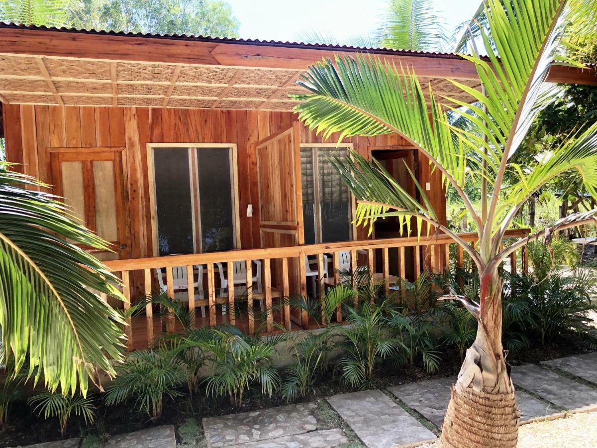 House @Bohol Garden Homes パングラオ エクステリア 写真