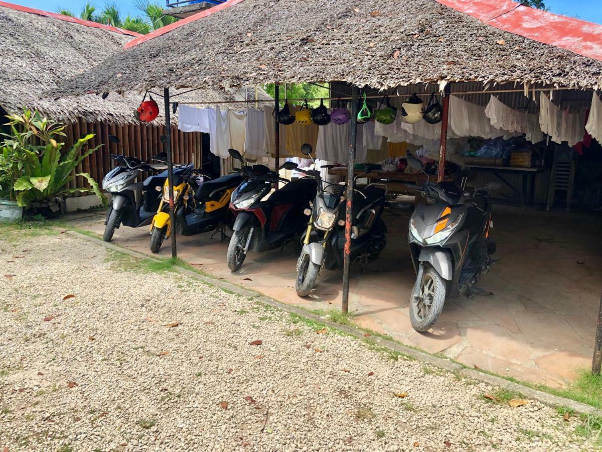 House @Bohol Garden Homes パングラオ エクステリア 写真